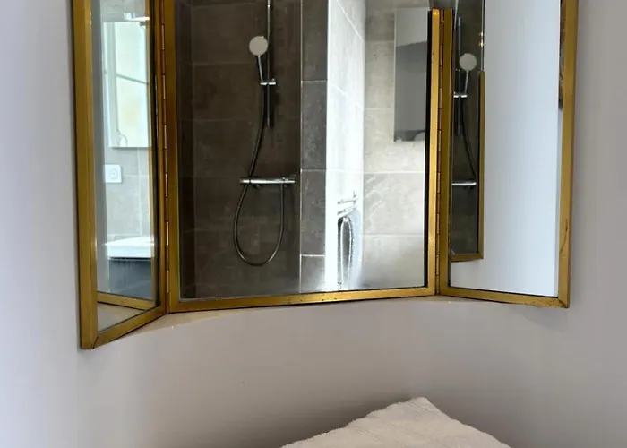 Le Cassiopee - Vue Port - Hyper Centre Caen